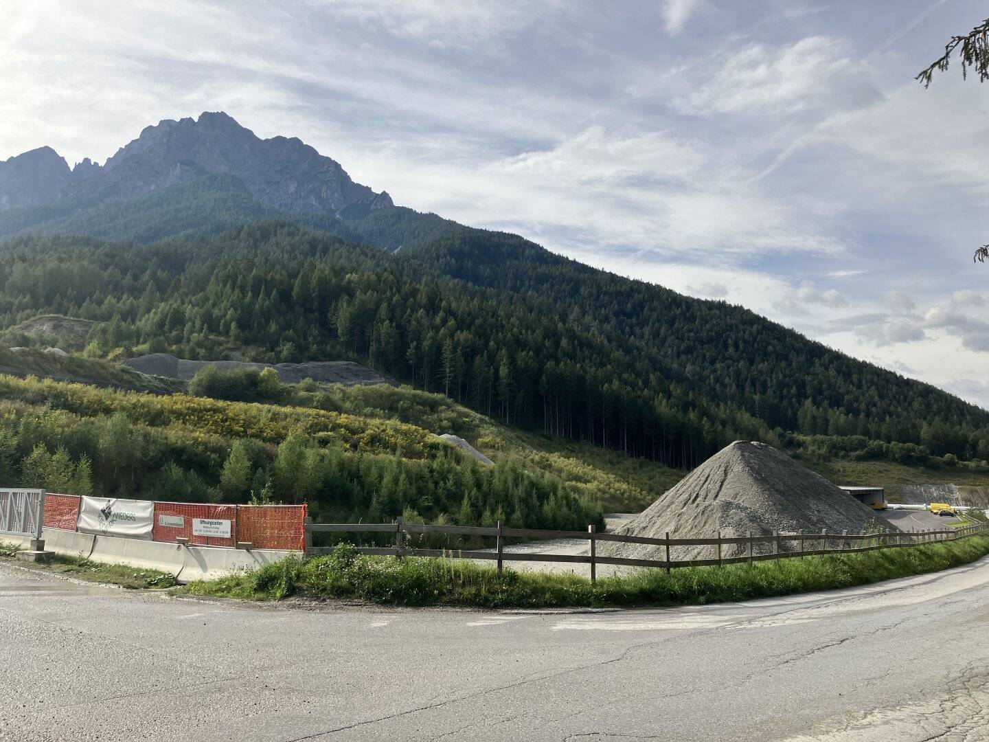 Variable area allocation Commercial property south of Innsbruck in the Gewerbepark Mieders