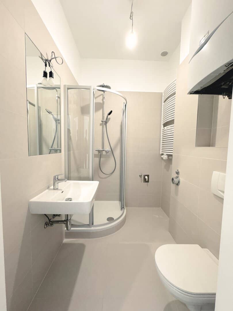 Wohnung Altbau mit Lift nahe Kardinal Nagl Park