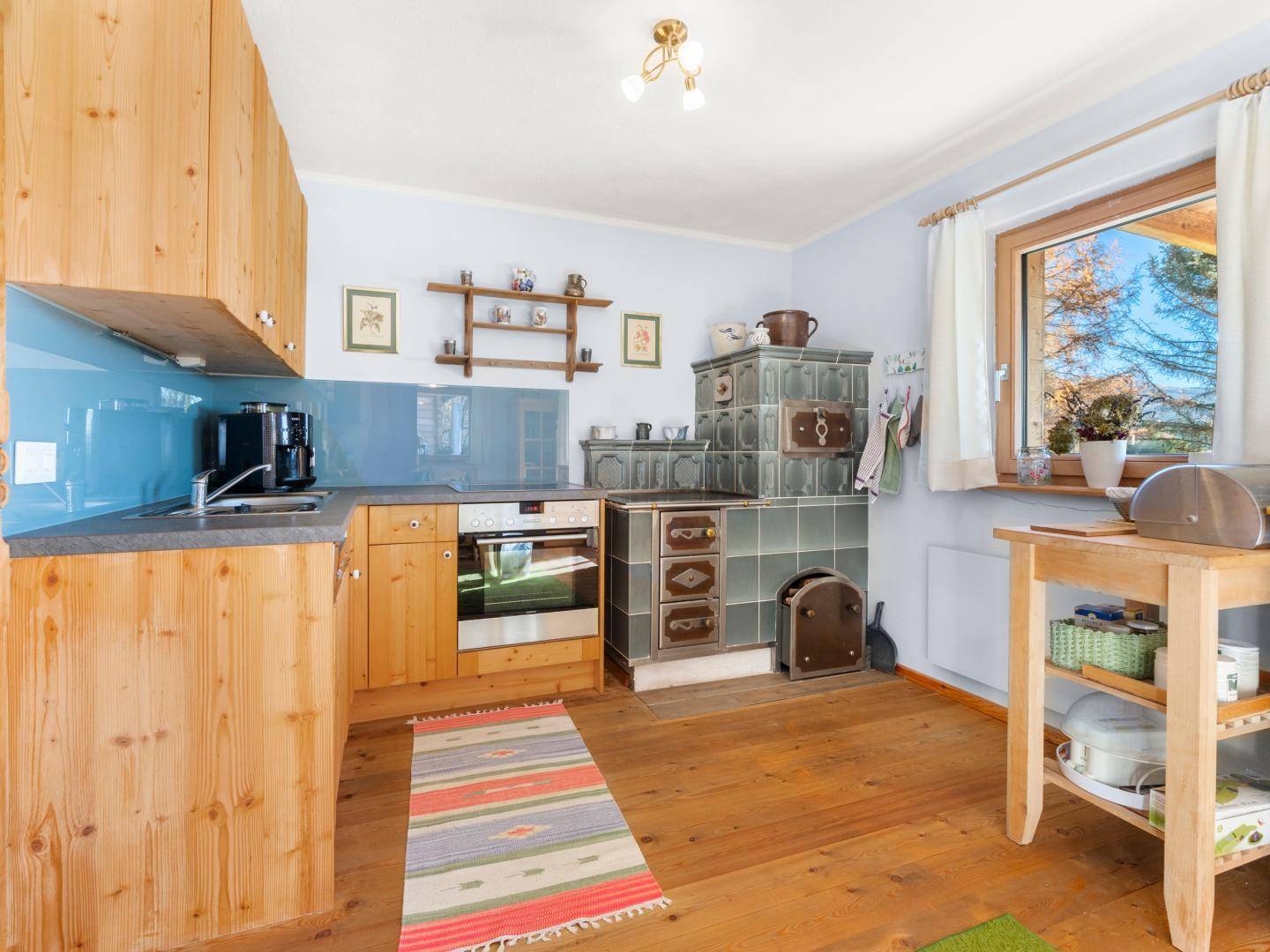 Jagdhaus in Hüttenberg mit Bergpanorama, 70 m², 3 Zimmer, Balkon
