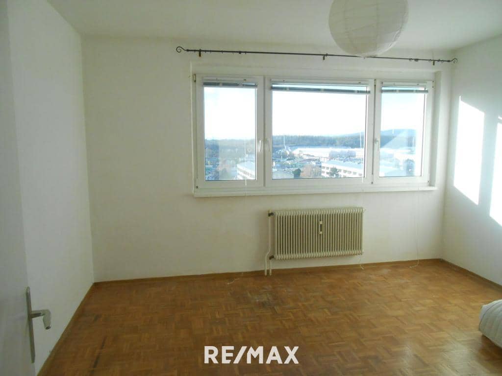 Wohnung mit Fernsicht und westseitige Loggia