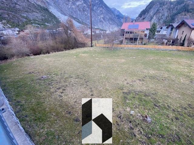Baugrundstück in Zams, ca. 513 m², gemischte Wohngebiet in Tirol
