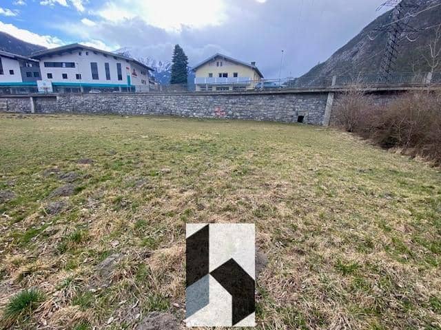 Baugrundstück in Zams, ca. 513 m², gemischte Wohngebiet in Tirol