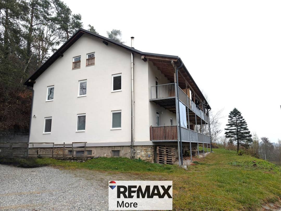 Helle 2-Zimmer-Wohnung am Heiligen Berg mit Terrasse in Bärnbach