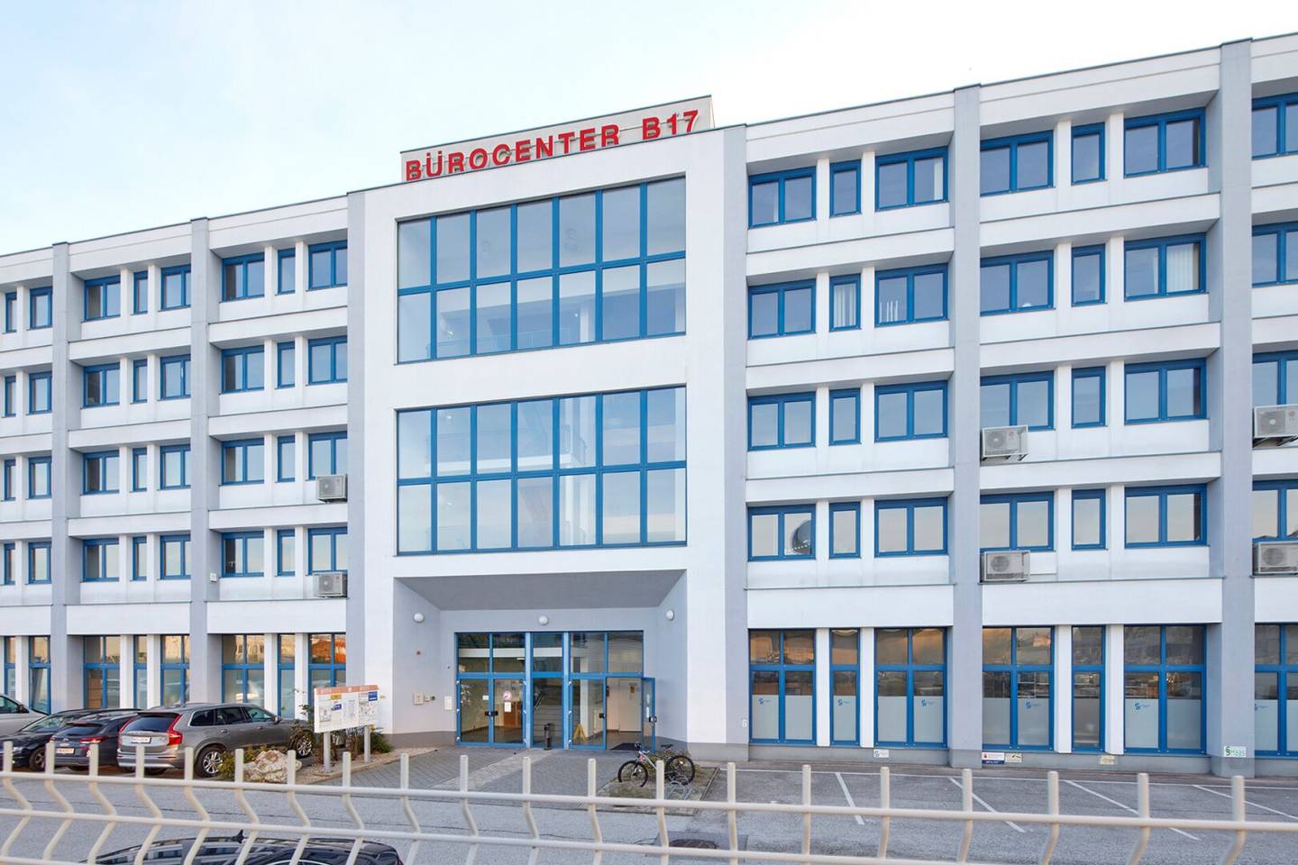 Like-new office in Wiener Neudorf
