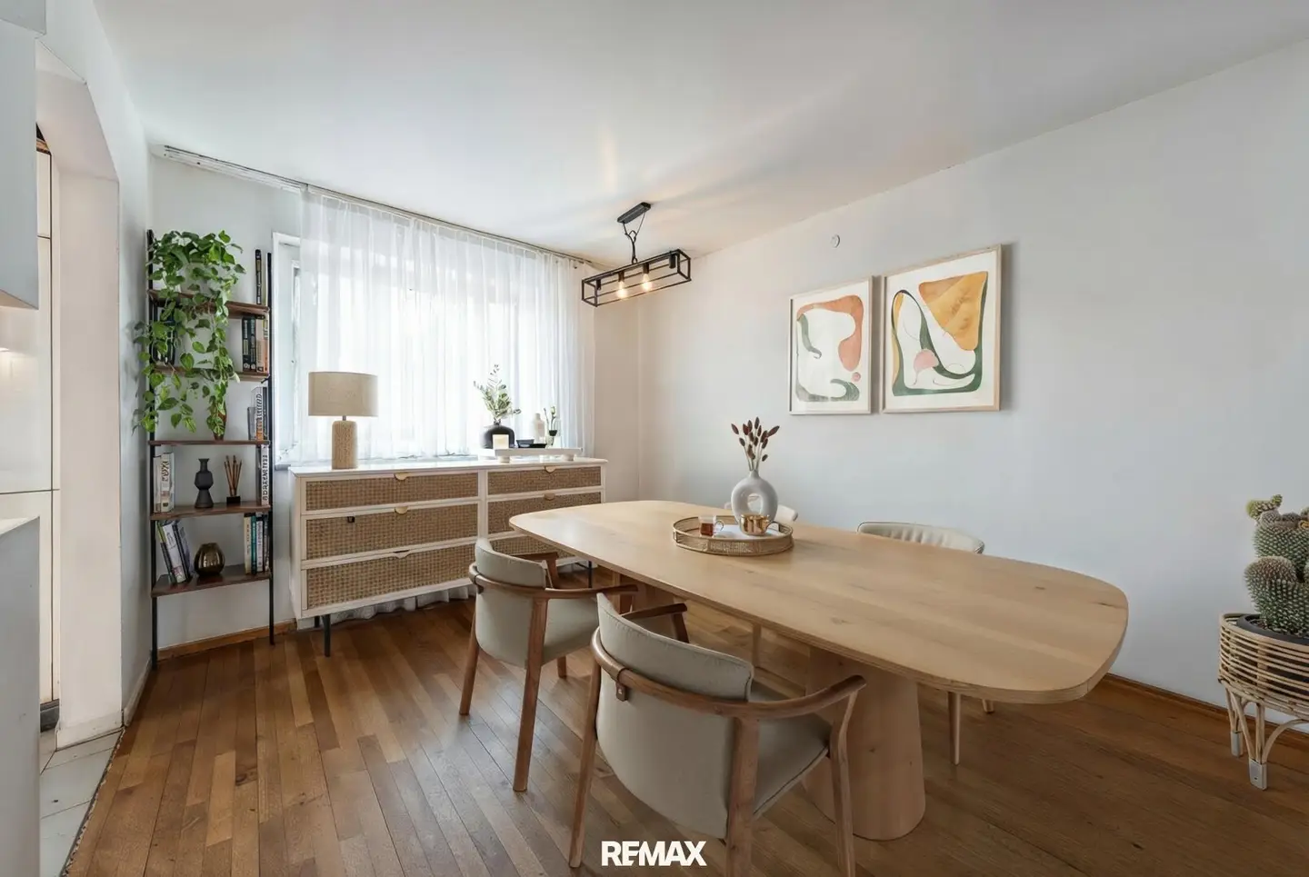 Apartment in suburban location with balcony and parking