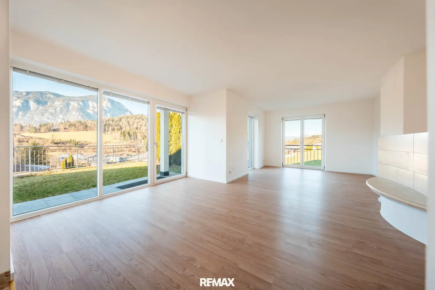 Modern single-family house in Schwoich with garden, terrace and garage, family dream in a quiet location