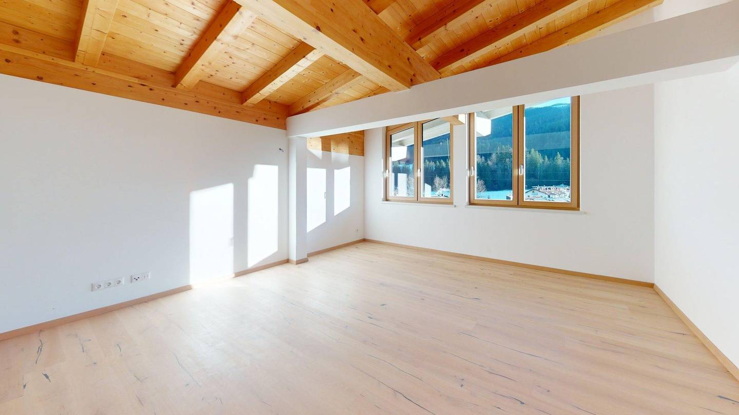 Top floor near ski lift Wilden Kaiser