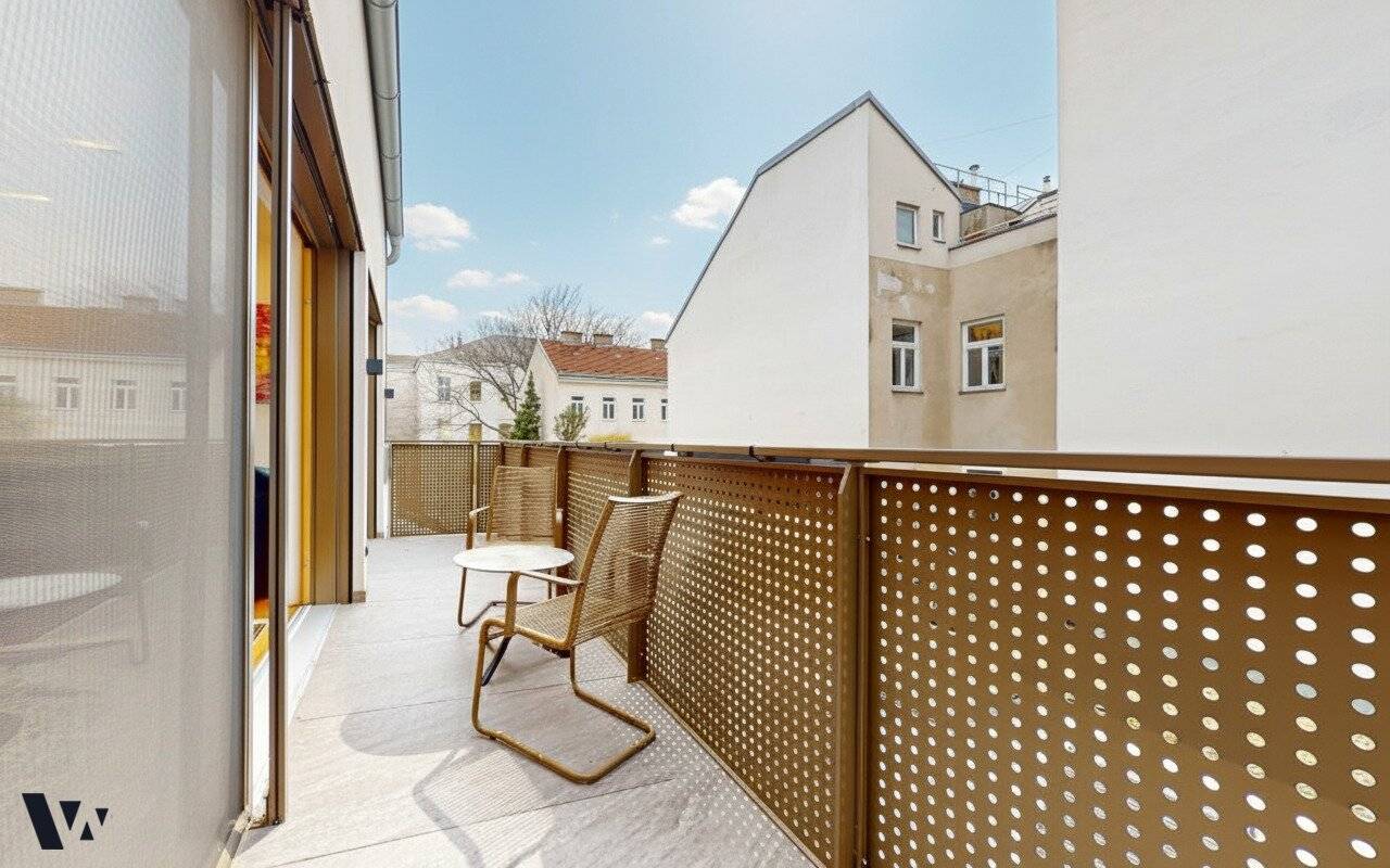 Dachgeschosswohnung mit Hofruhelage und Balkon