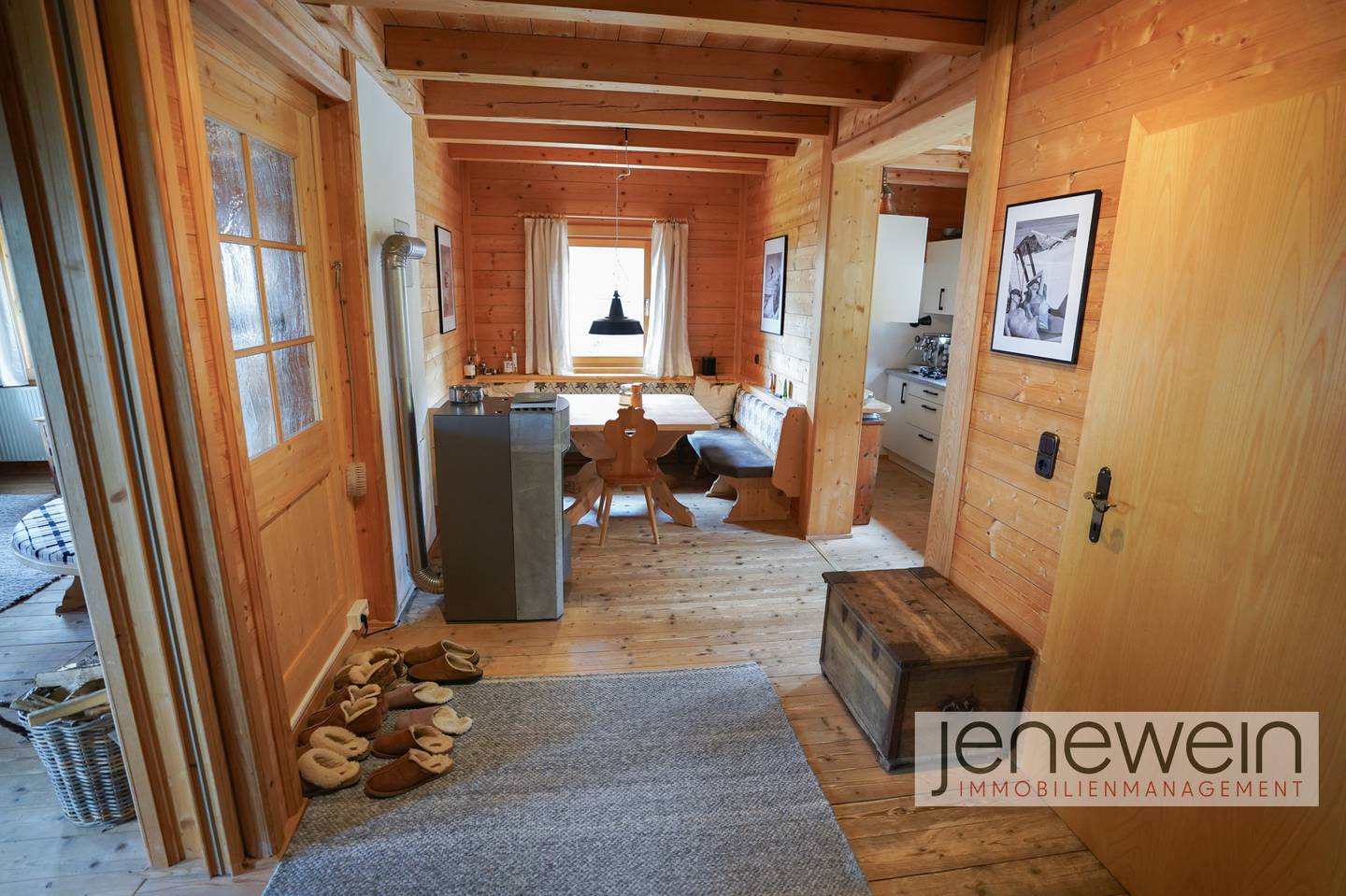 Freizeitwohnsitz-Chalet in Kaltenbach (Tirol) direkt an der Piste