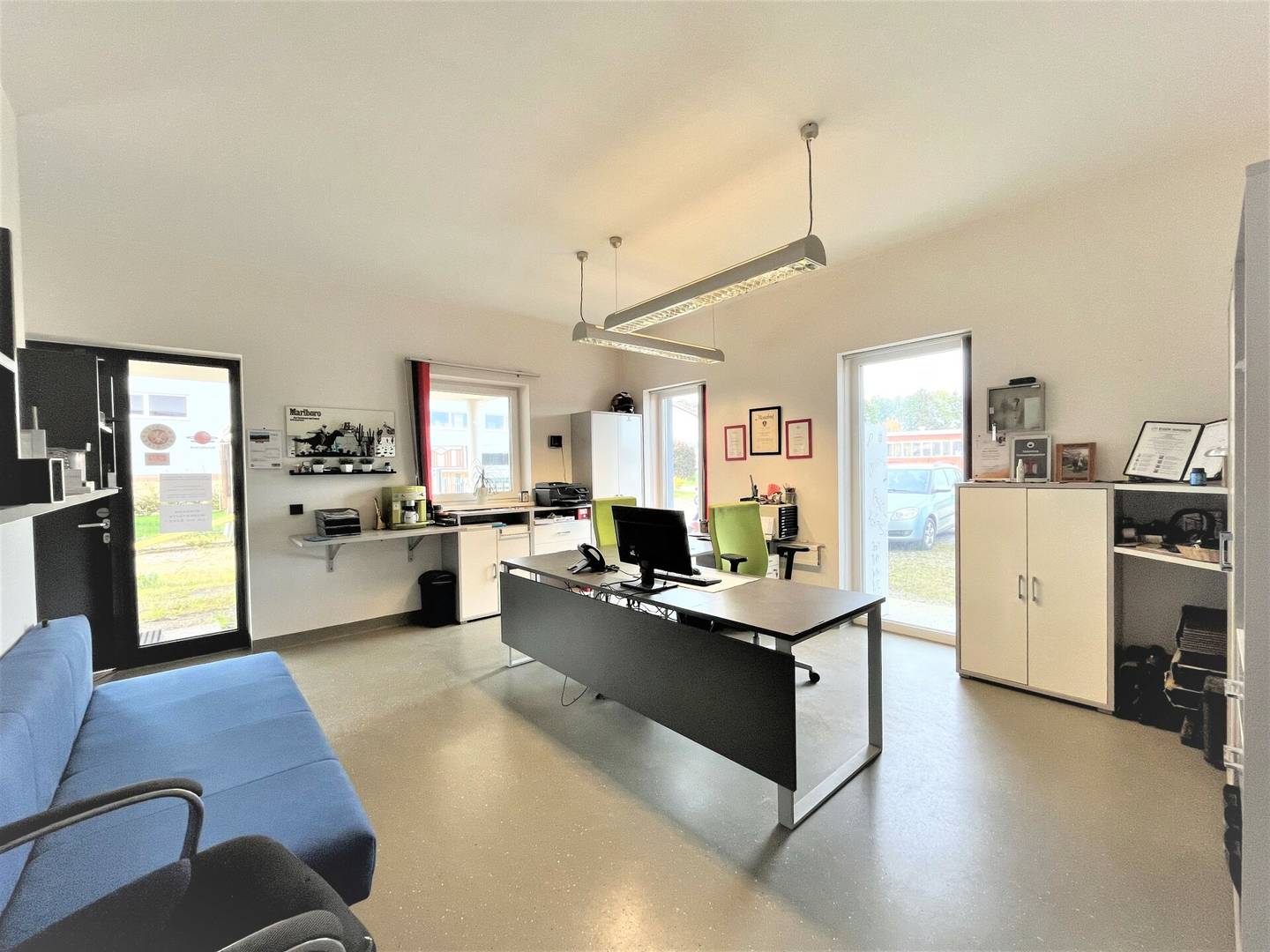Werkstatt/Produktionshalle mit Büro und Dienstwohnung in Frankenburg