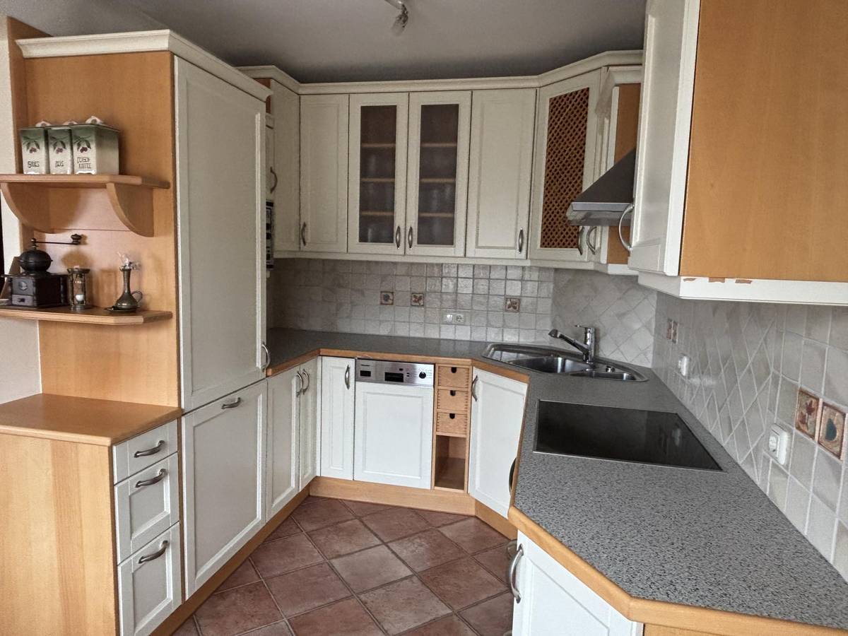 Wohnung in Ried in der Riedmark 190 m² vollmöbliert, 4 Zimmer