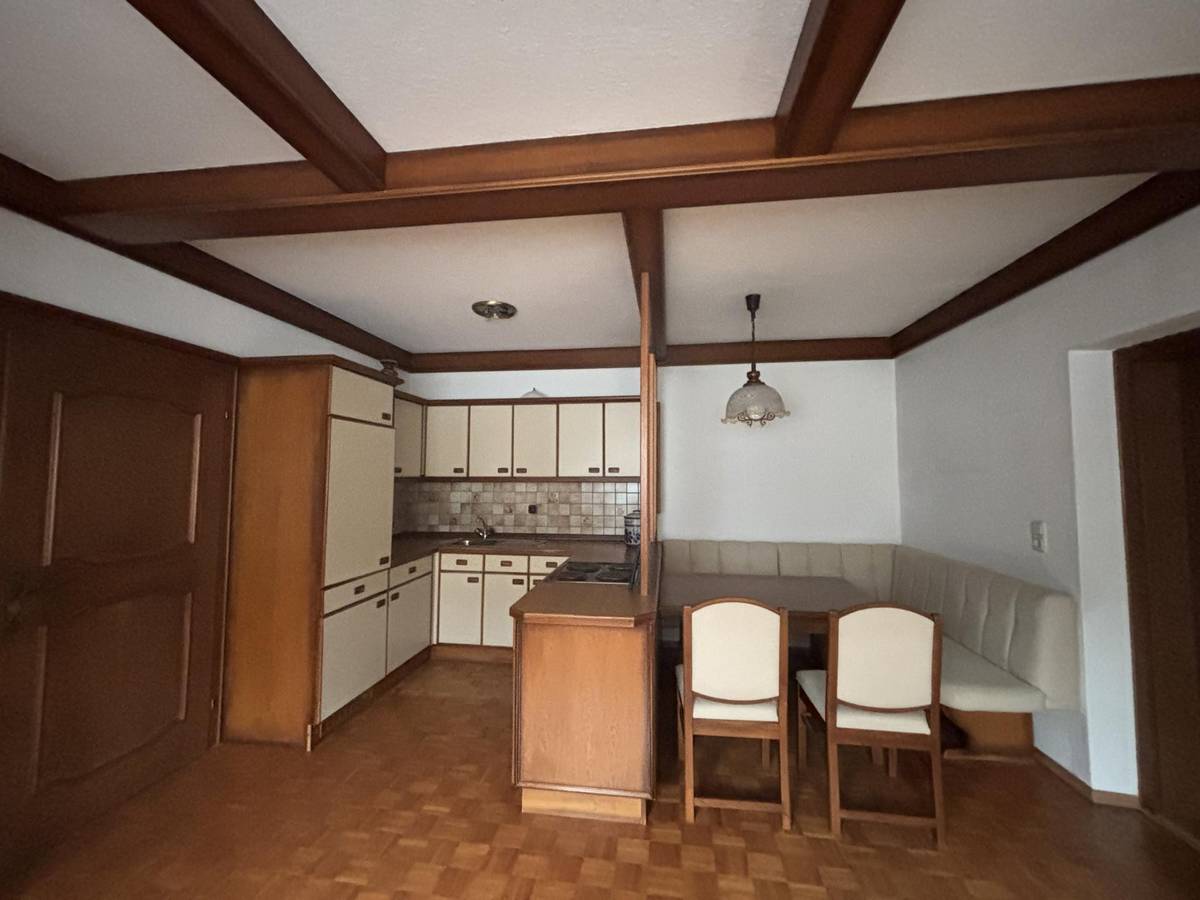 Großzügige 6-Zimmer-Mietwohnung mit 2 Bädern in Ried, Oberösterreich