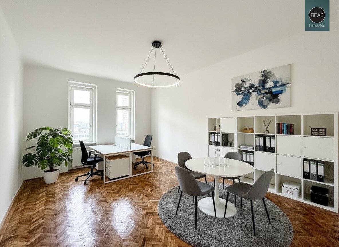 First occupancy: Office near St. Marx and Hyblerpark
