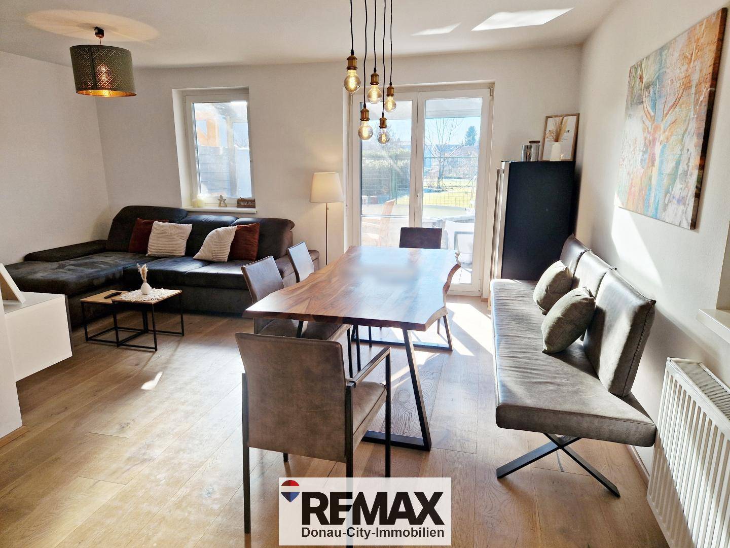 Reihenhaus in Tribuswinkel bei Baden – 140 m², Terrasse & Pool