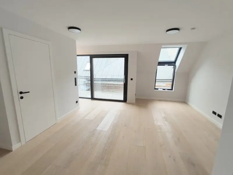 First occupancy terrace apartment near Naschmarkt