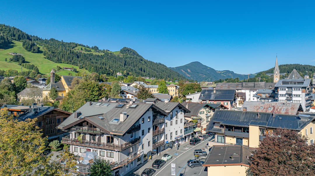 Repräsentatives Bürofläche in Top-Lage Kitzbühel, 202 m², 2 Balkone