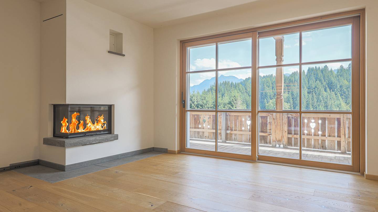 Neuwertige Wohnung mit Panoramablick und Balkon