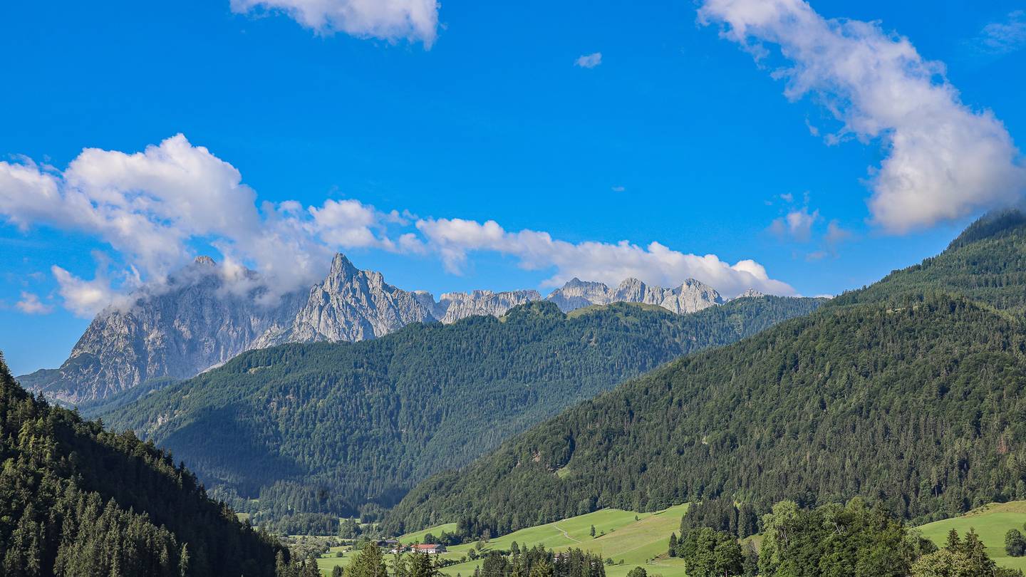 Luxuriöse Landhausvilla in Schwendt mit Kaiserblick und Grundstück