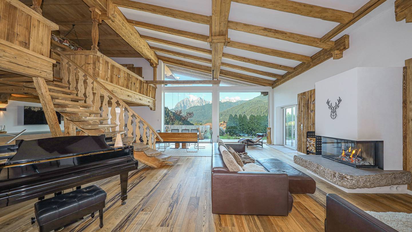Luxuriöse Landhausvilla in Schwendt mit Kaiserblick und Grundstück