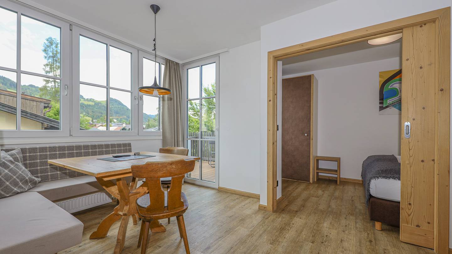 Wohnung mit Blick auf Hahnenkamm und Terrasse
