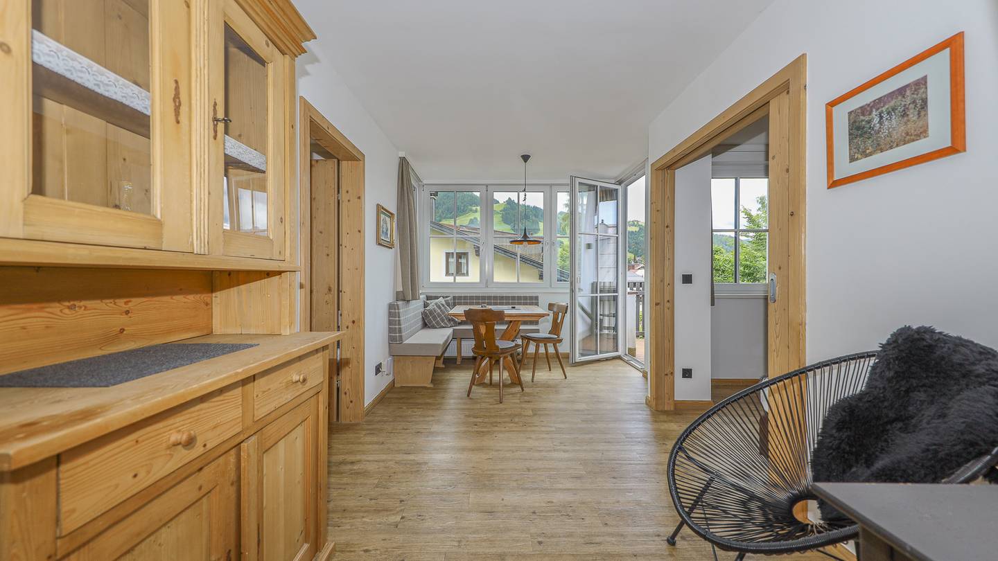 Wohnung mit Blick auf Hahnenkamm und Terrasse