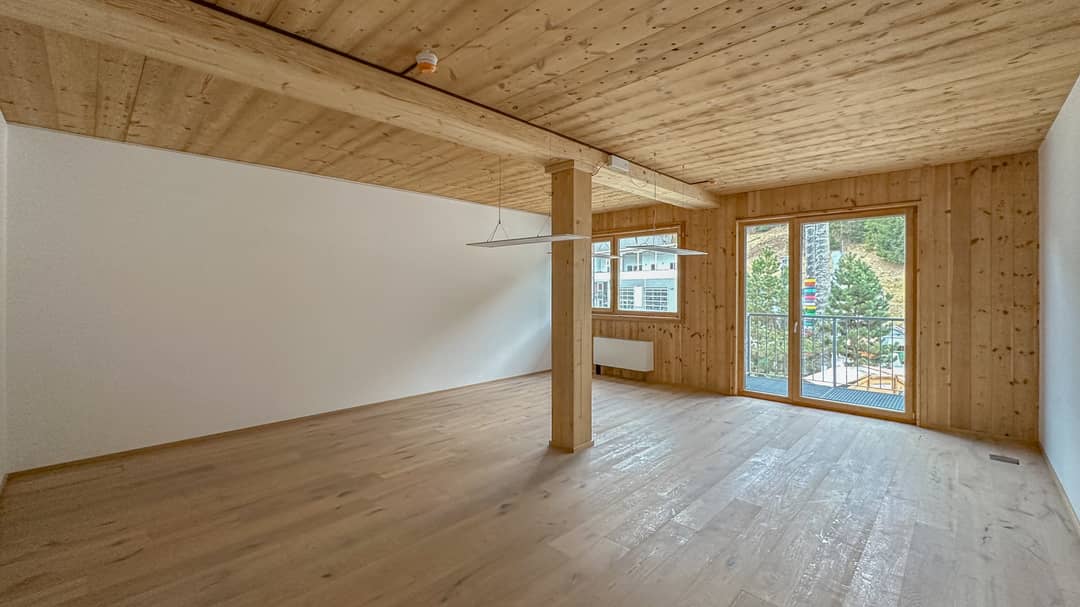 Bürofläche ca. 40 m² in Oberndorf in Tirol, Balkon, 2 Stellplätze