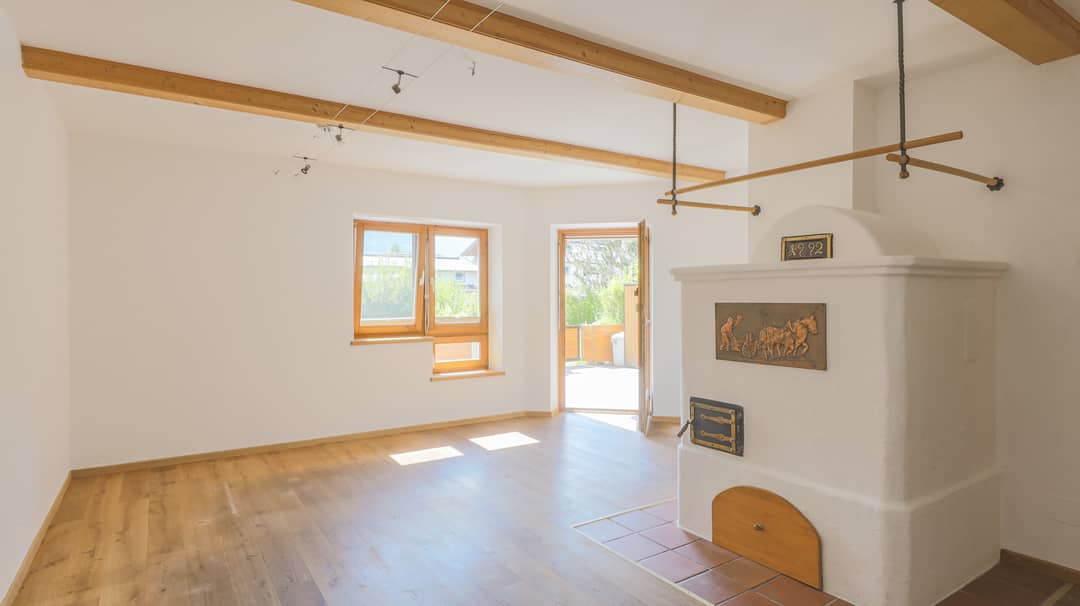 Erdgeschosswohnung nahe Skibus mit Terrasse