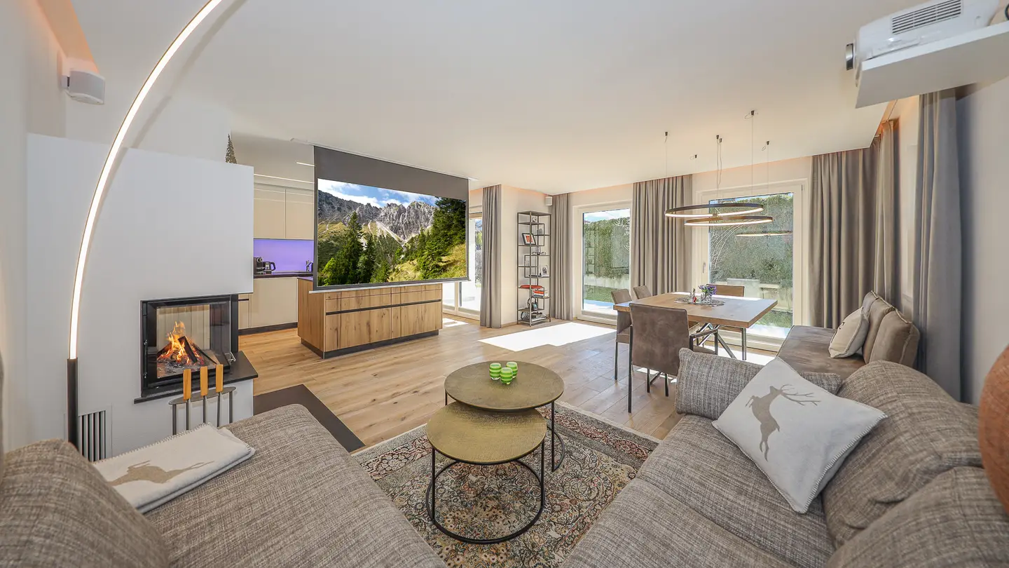 Ground floor apartment near center sunny terrace
