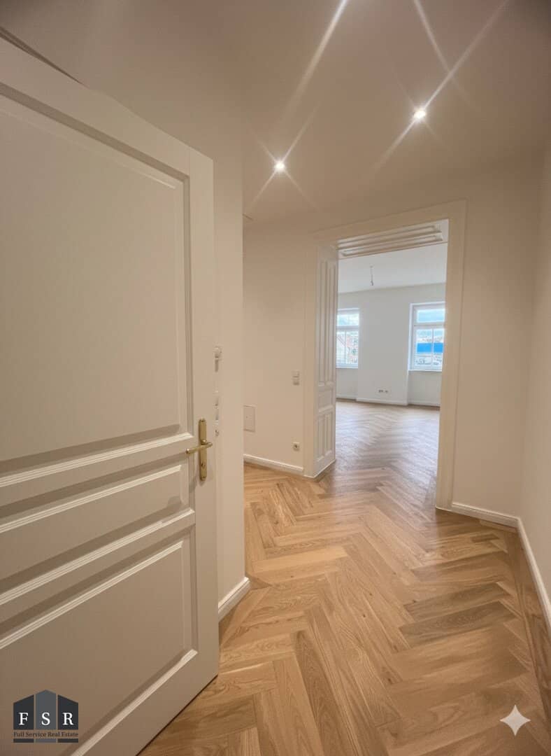 Sanierte Altbauwohnung in Hietzing mit 5-Zimmer-Wohnung & Terrasse