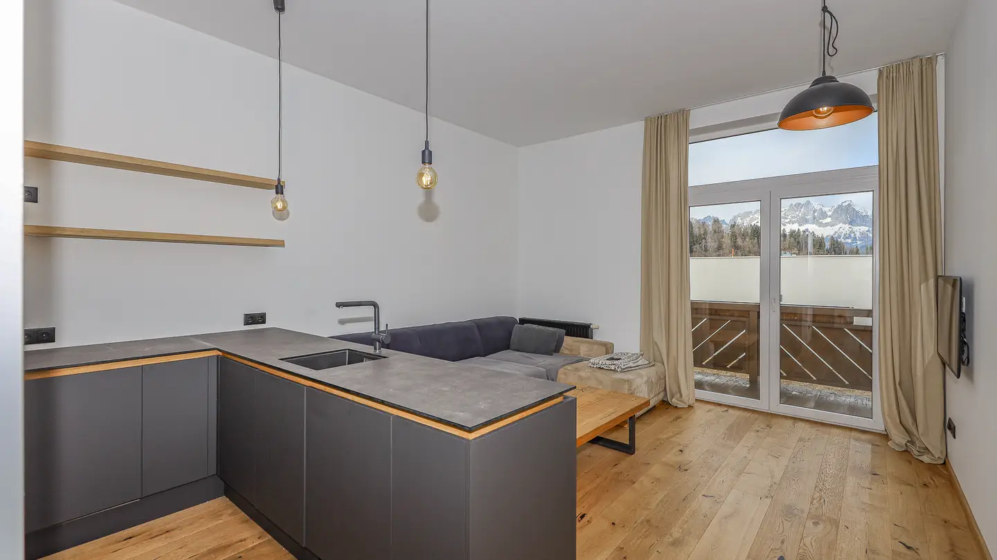 Renovated apartment with Kaiserblick