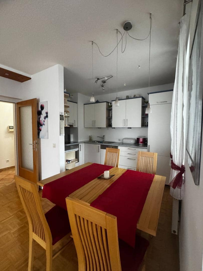 Bright furnished apartment with south balcony