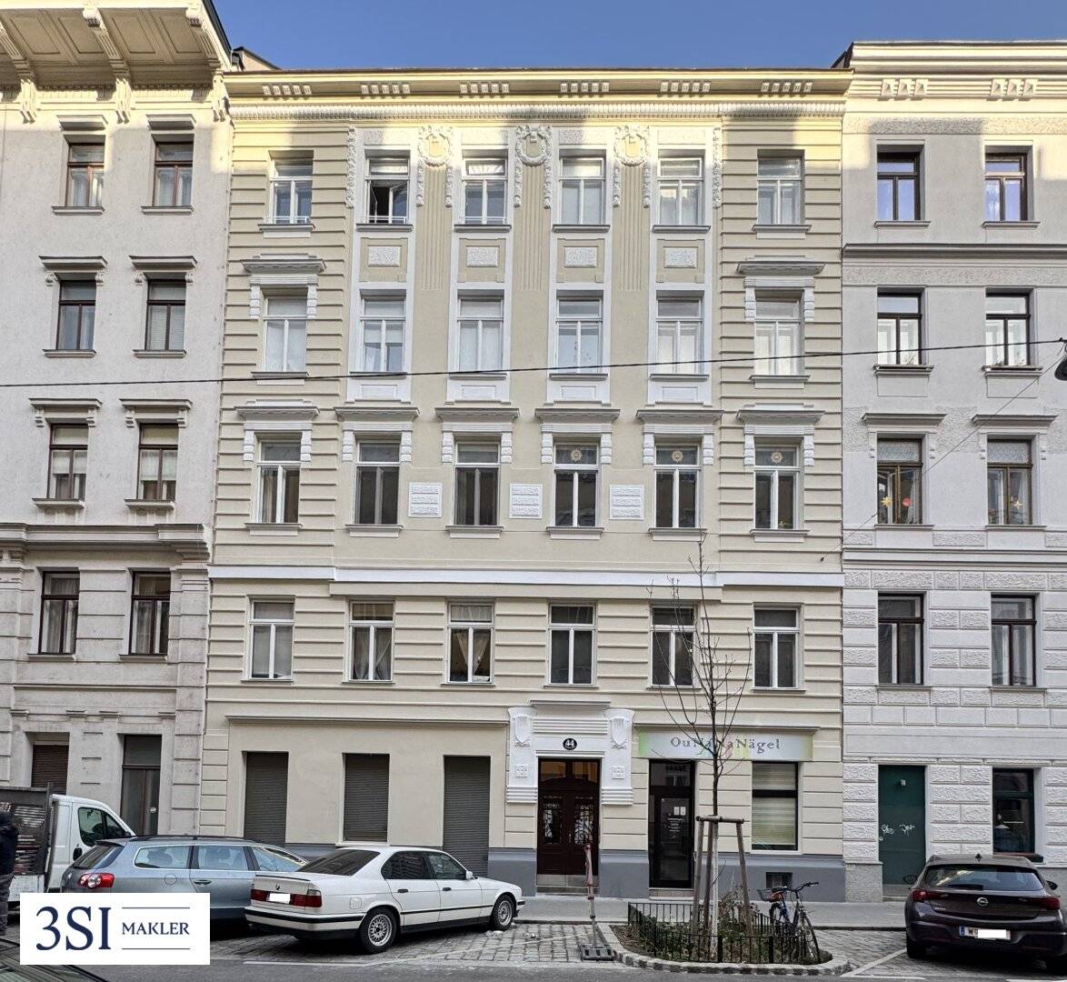 Investment tip! Attractive leased commercial property near Wiedner Hauptstraße with top transport connections