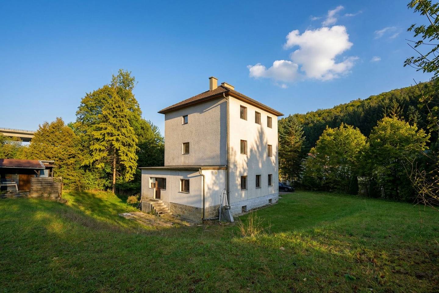 Großzügiges Miethaus mit Garten &amp; Grünblick in der Pfalzau