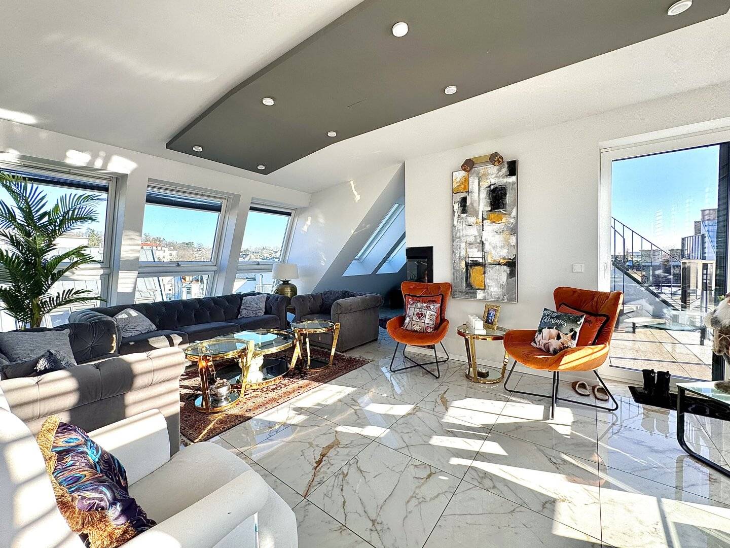 Wohnung Dachgeschoss mit Lift Dachterrasse