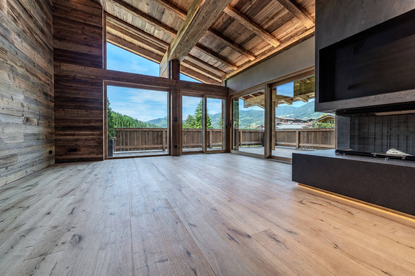Penthouse with Ski in Ski out and Wellness