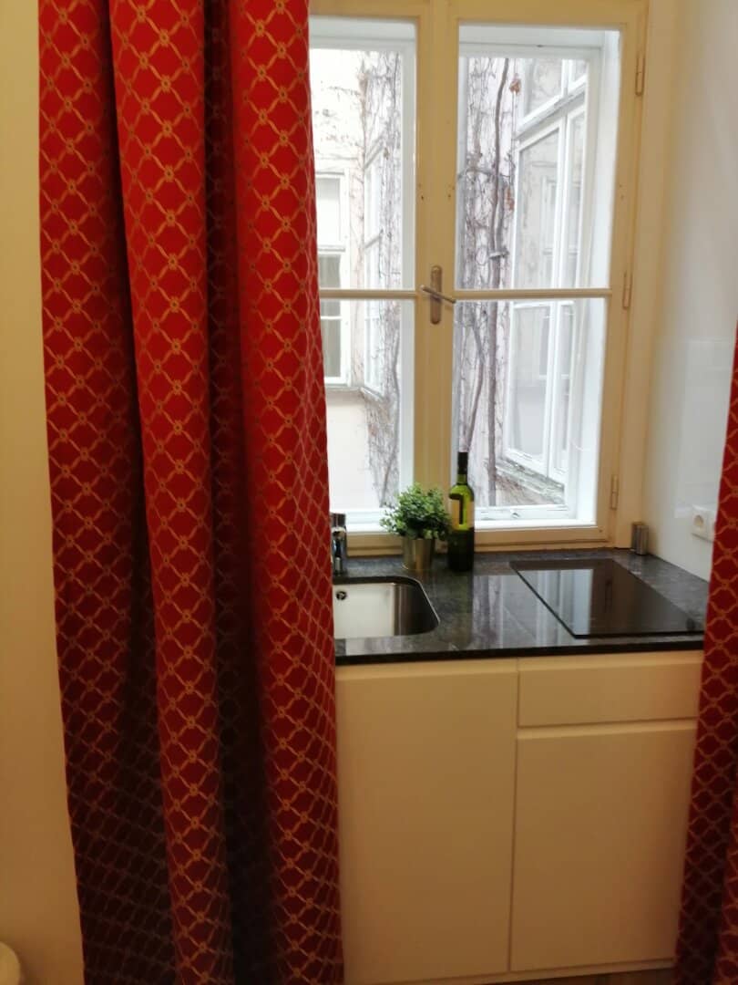 Vollmöbliertes Apartment am Judenplatz – sofort verfügbar