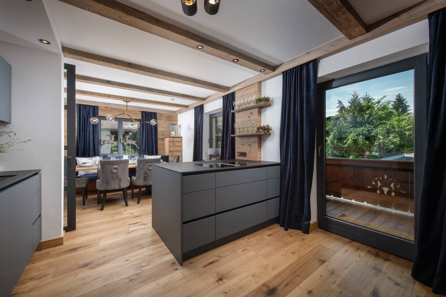 Dachgeschosswohnung Sauna Kamin nahe Skiorte