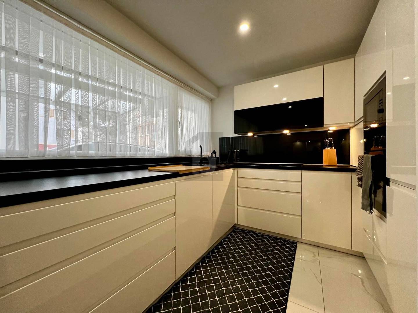 Neu saniert zentral gelegen familienwohnung mit Terrasse
