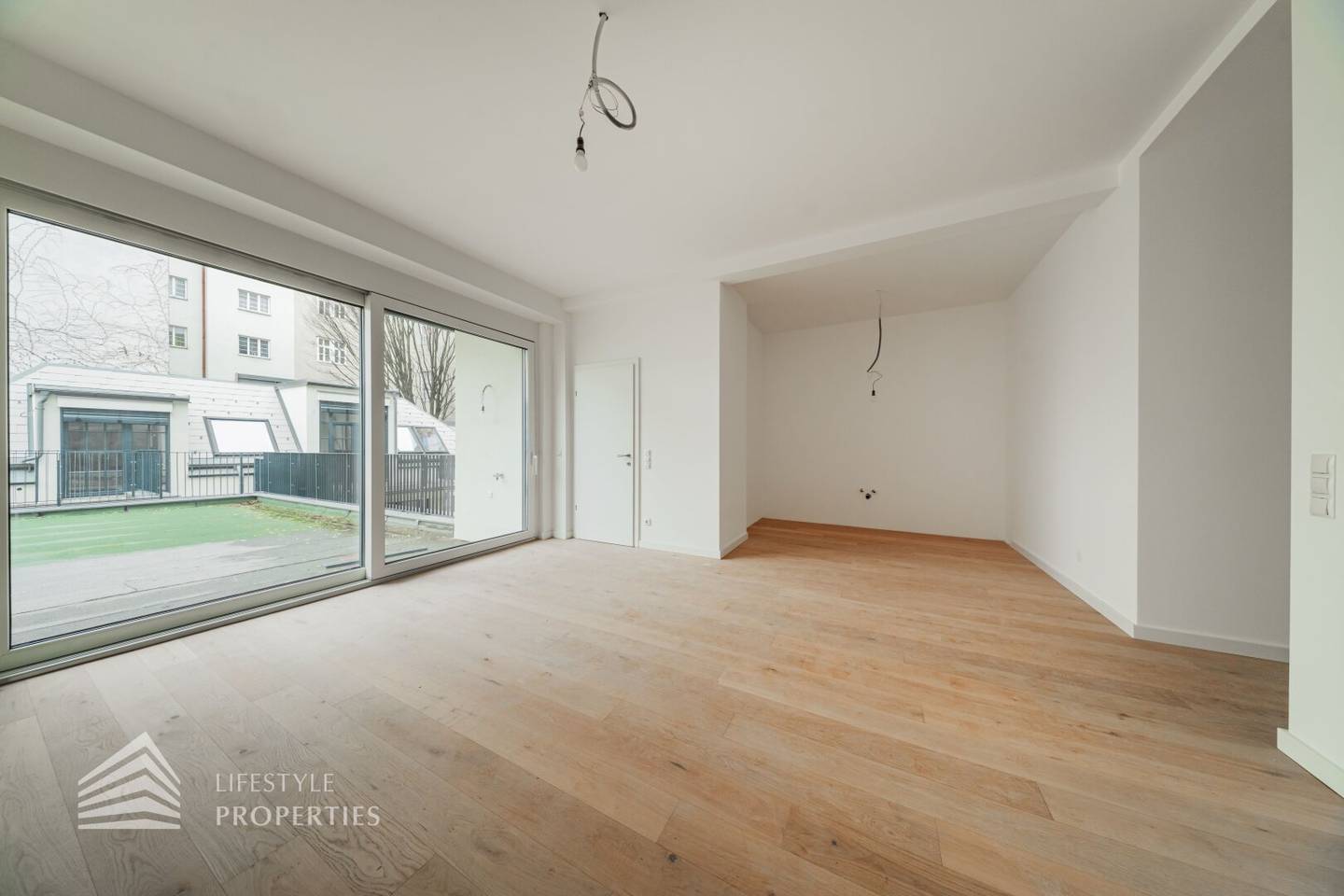 Erstbezug Wohnung mit Terrasse nahe Aumannplatz