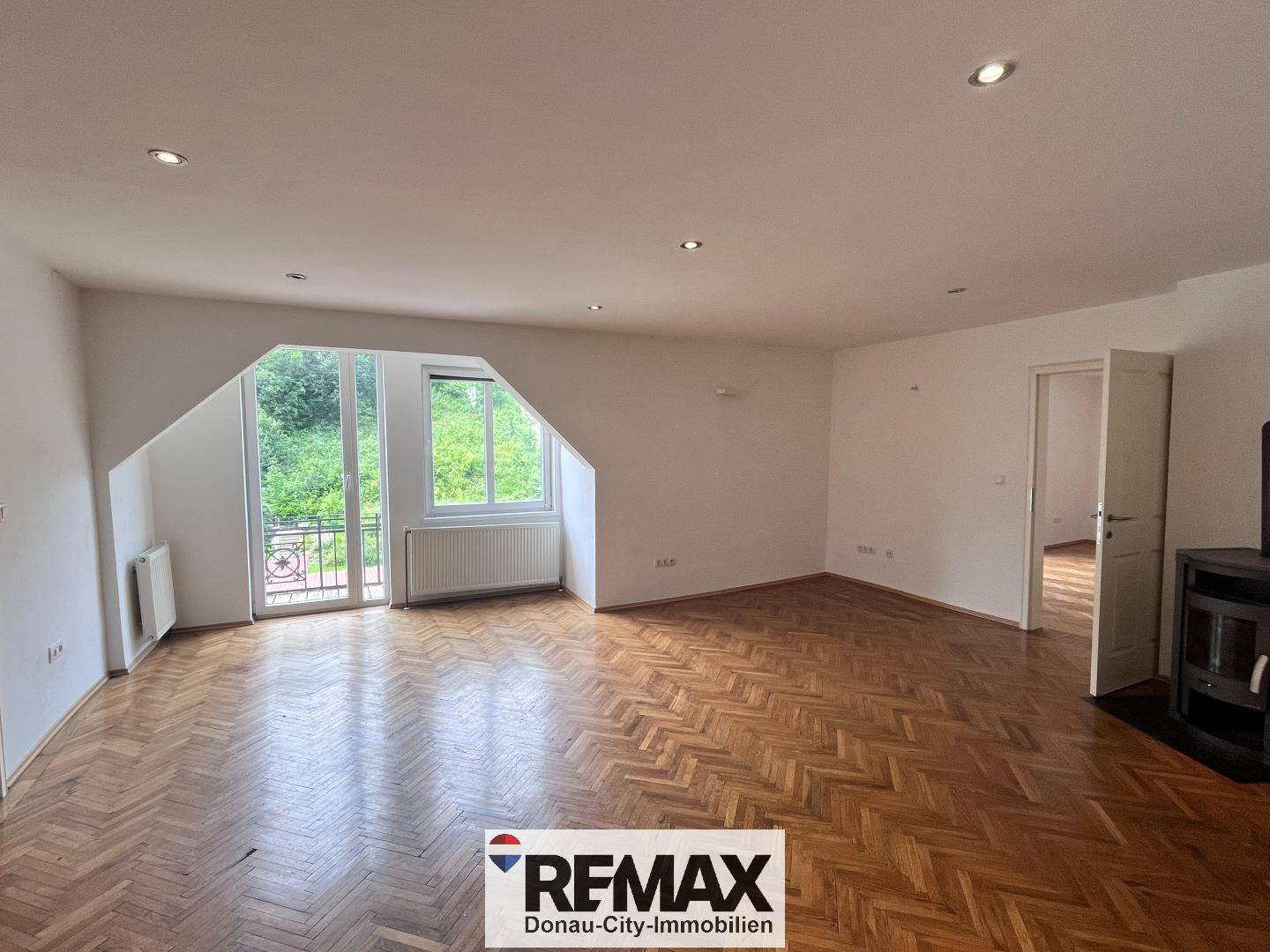 Apartment in Pressbaum on the forest edge with balcony
