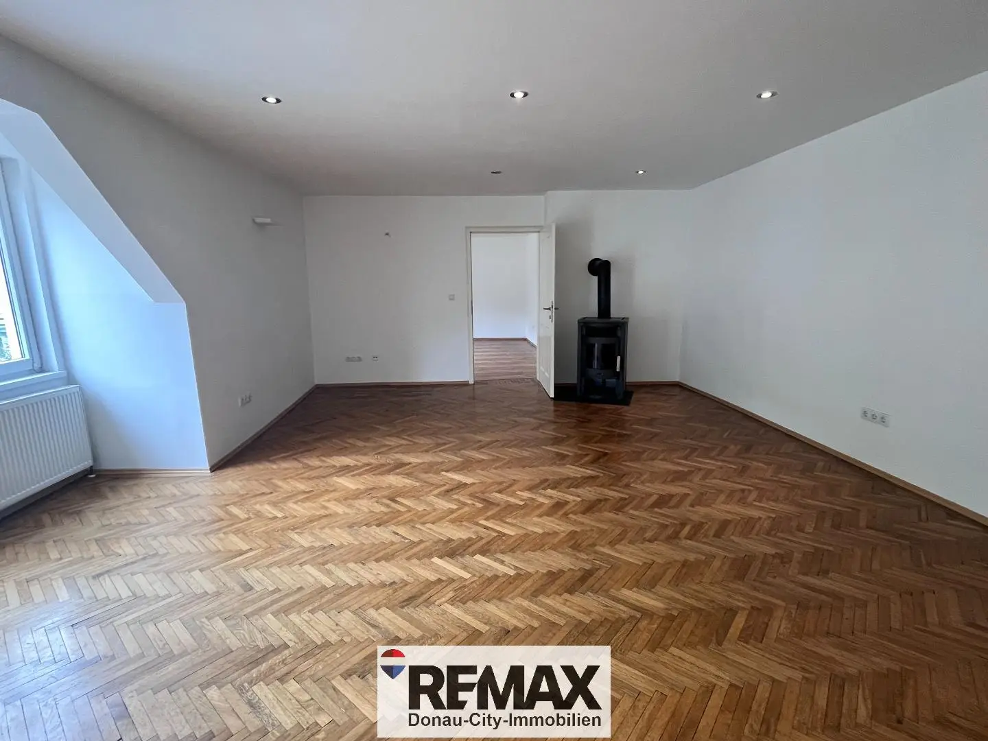 Apartment in Pressbaum on the forest edge with balcony