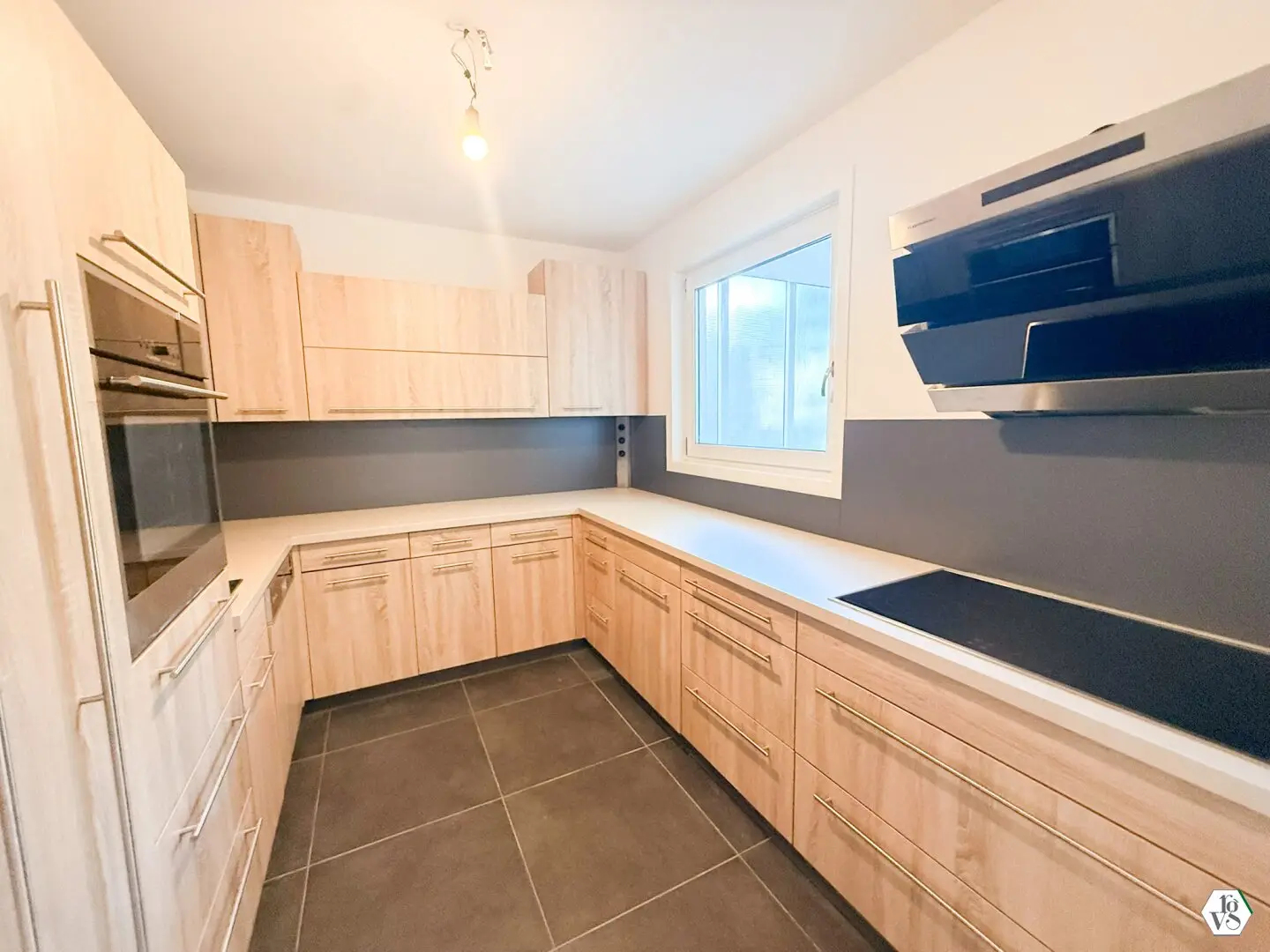 Neuwertige Wohnung 3 Zimmer nahe Donaukanal Loggia