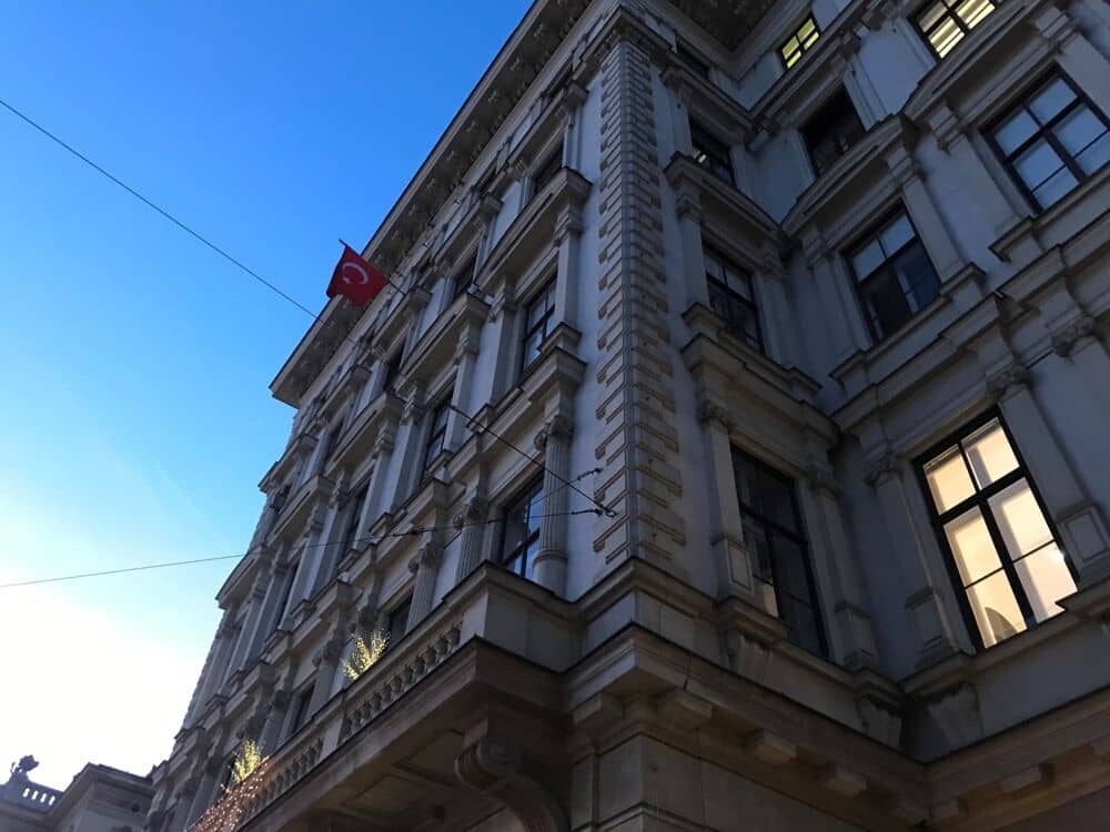 Top Büroetage am Schwarzenbergplatz mit Liftzugang in Wien 691 m²