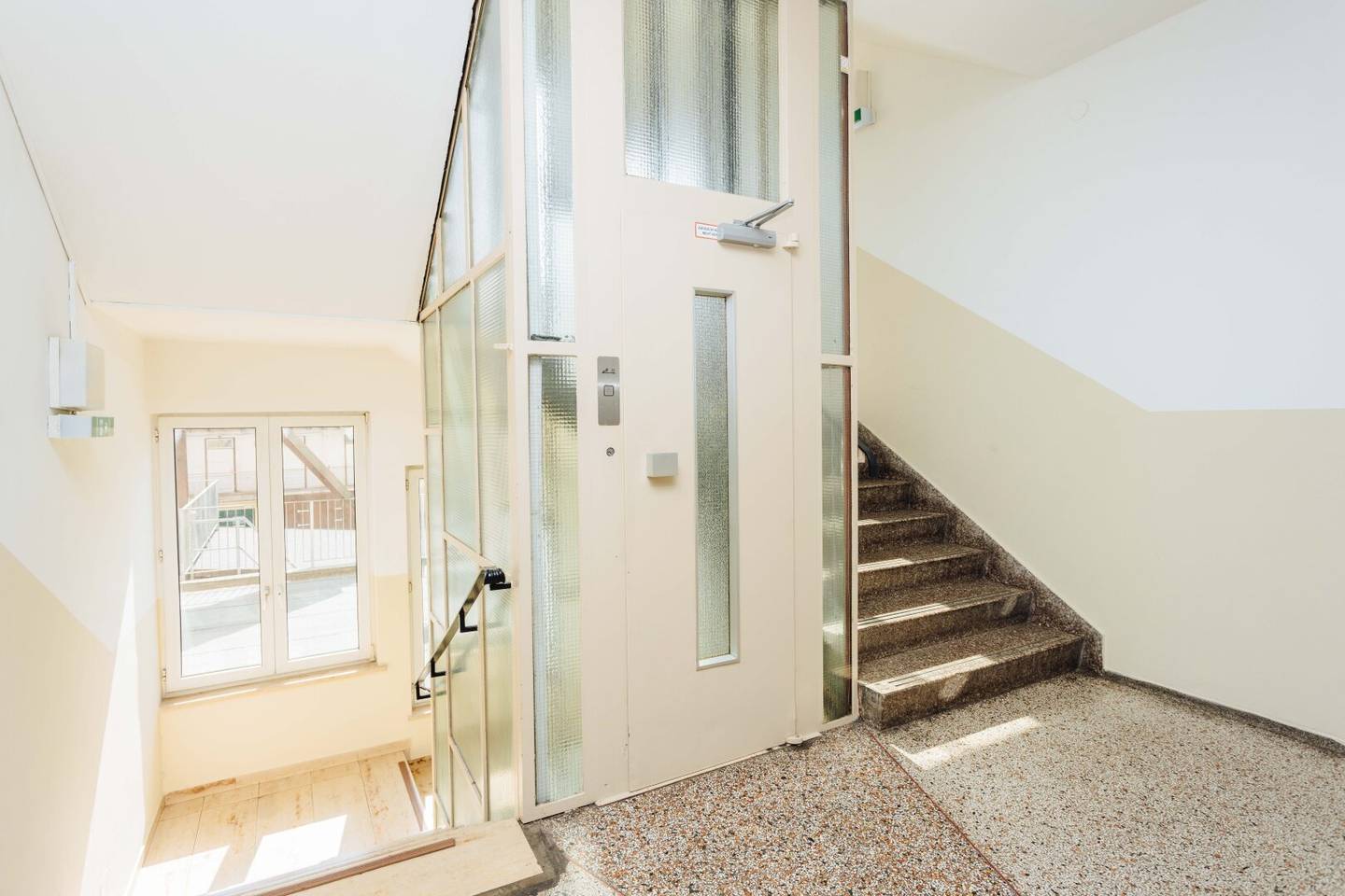 Centrally located, great view and affordable! Top 508