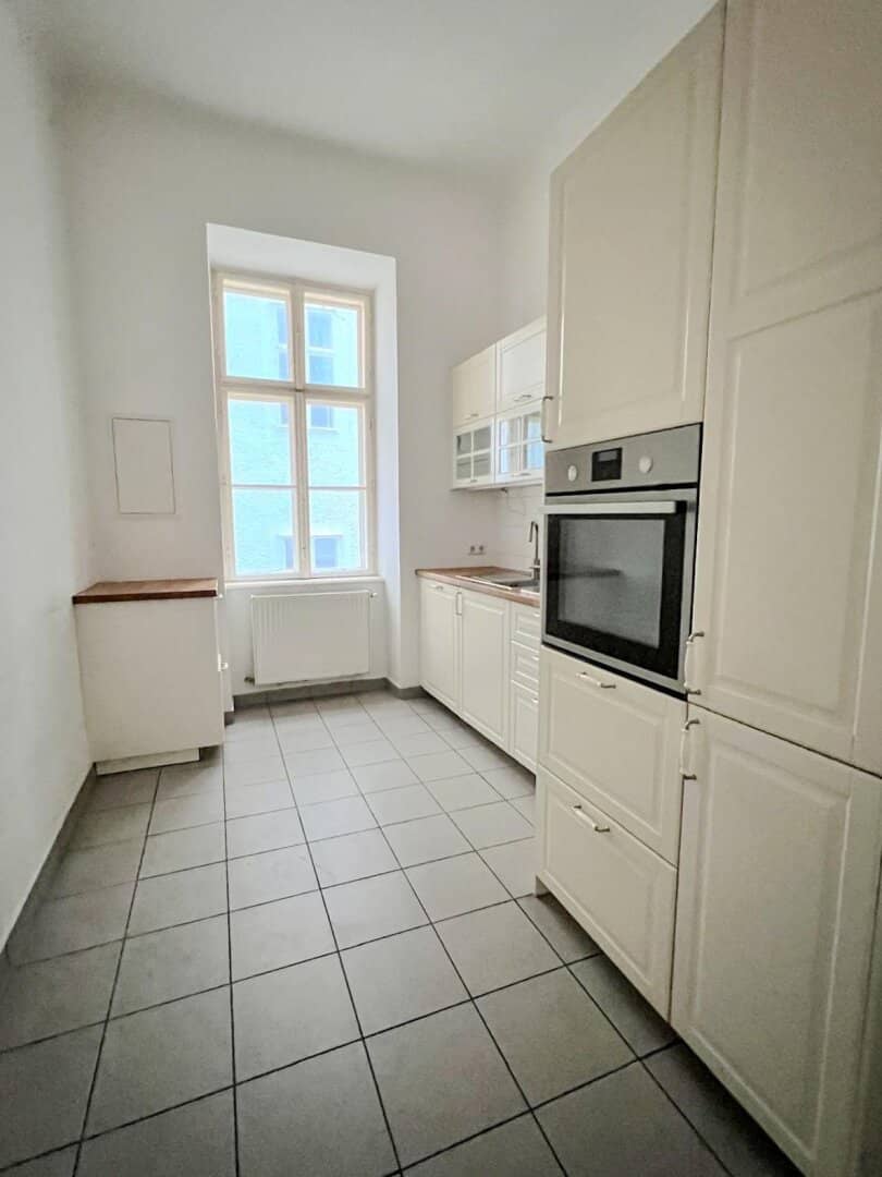 sommerangebot: 50 % weniger Provision bis 31.08.2026 Stilvolle 4- Zimmer Wohnung, im wunderschönen Stilaltbau, 3. Bezirk - Balkon Errichtung möglich!