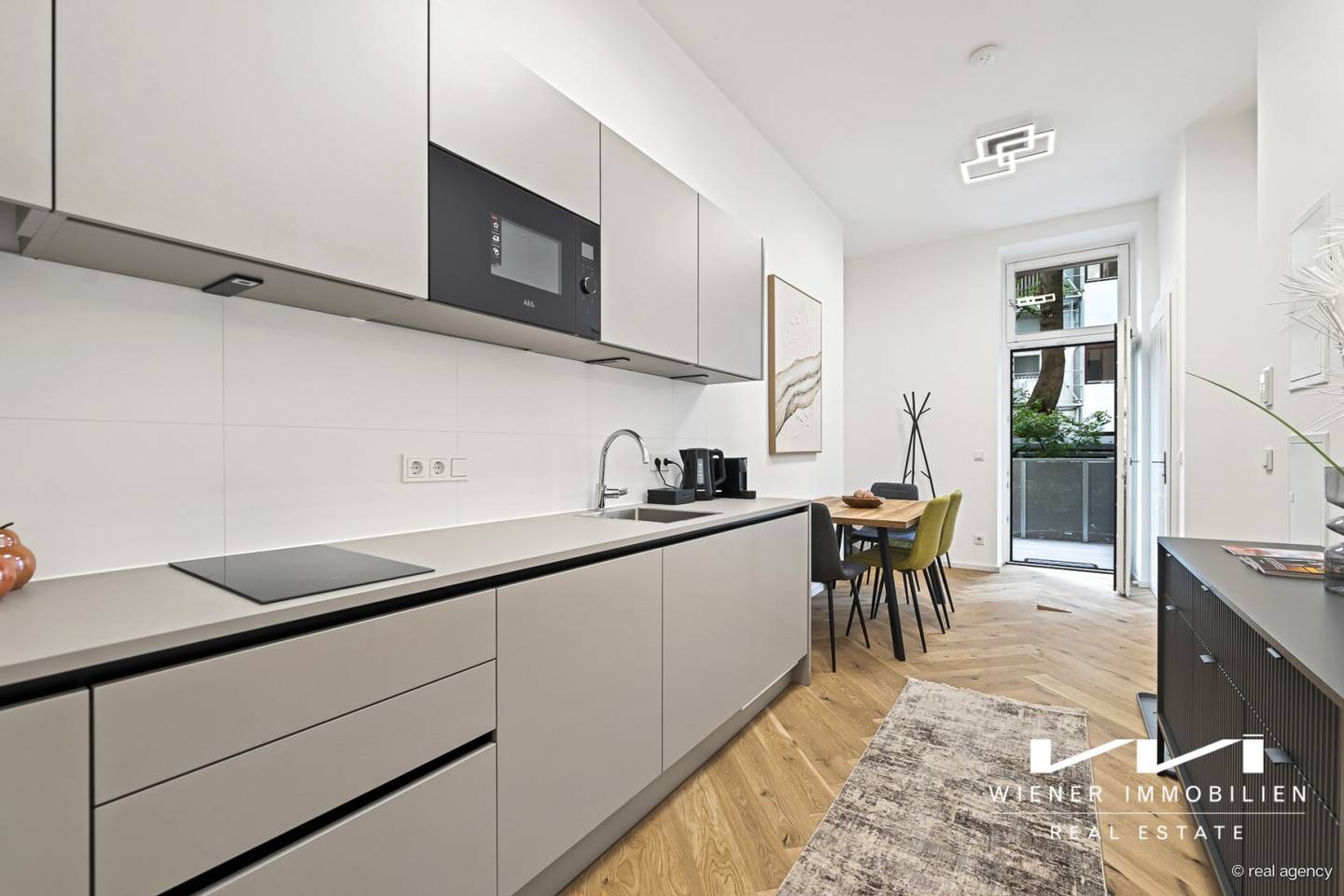 Wohnung with terrace in a quiet courtyard