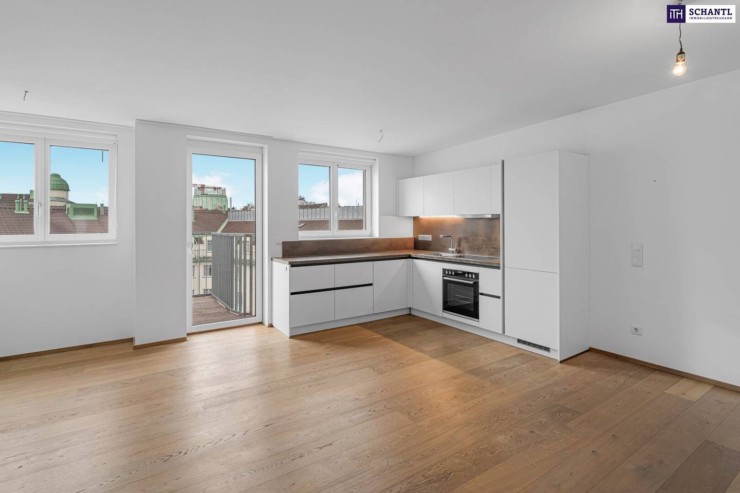 Light-filled penthouse apartment with southwest terrace and underfloor heating