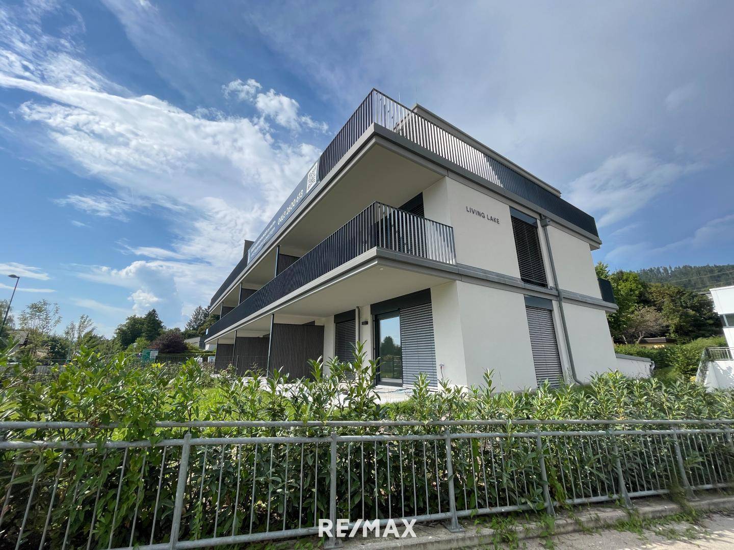 Apartment with lake view and terrace Wörthersee