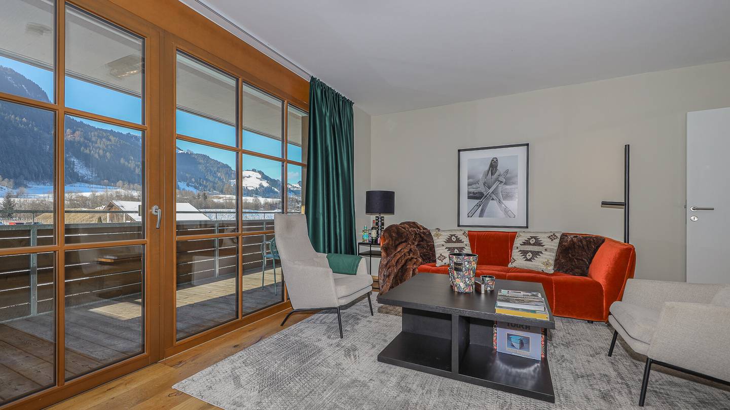 Wohnung mit Aussicht auf Hahnenkamm und Balkon