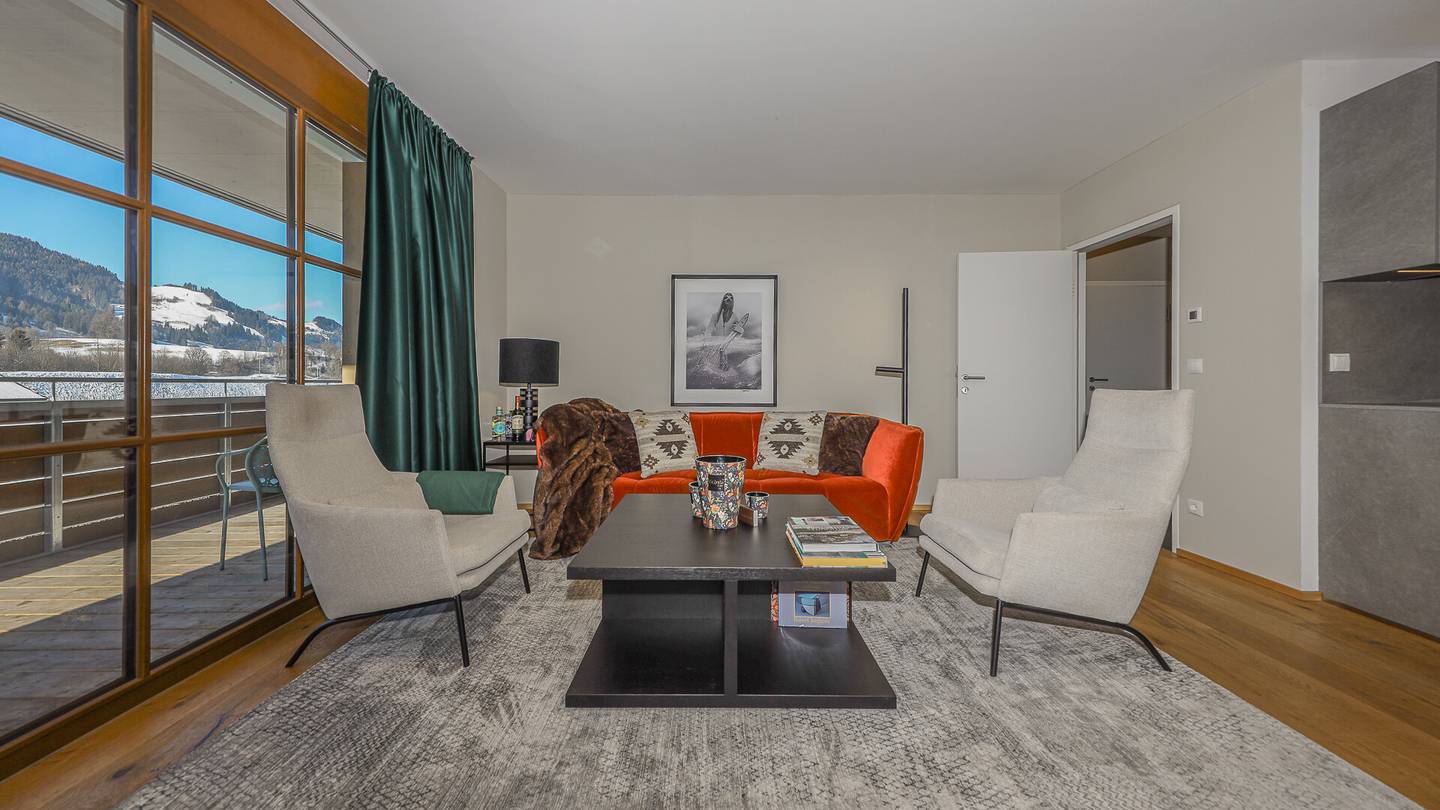 Wohnung mit Aussicht auf Hahnenkamm und Balkon